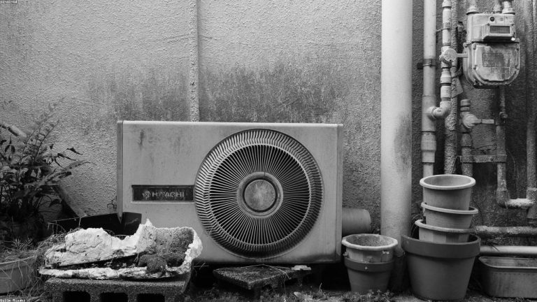 Bank of England Rate Decisions 2026: Inflation vs Growth Dilemma